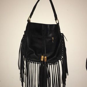 Shoulder fringe bag